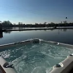 House Boat S Vyhledem Na Wake Port *