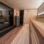 House Boat S Vyhledem Na Wake Port