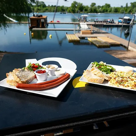 House Boat S Vyhledem Na Wake Park * Brandys nad Labem-Stara Boleslav
