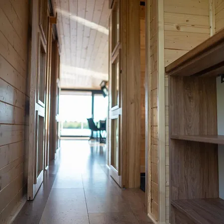 House Boat S Vyhledem Na Wake Park Botel *