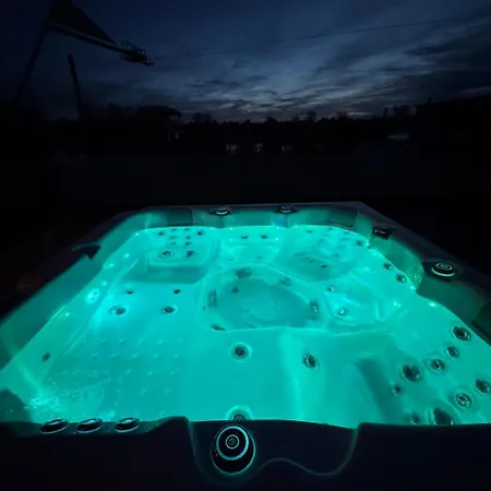 House Boat S Vyhledem Na Wake Port *