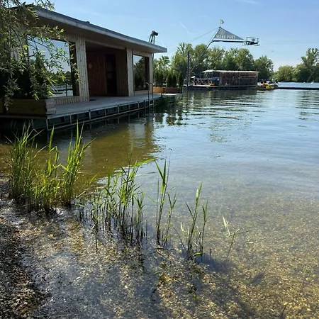 House Boat S Vyhledem Na Wake Port * Brandýs nad Labem-Stará Boleslav