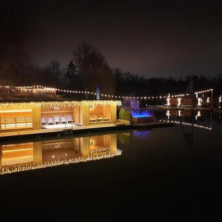 House Boat S Vyhledem Na Wake Port Bådhotel Brandýs nad Labem-Stará Boleslav