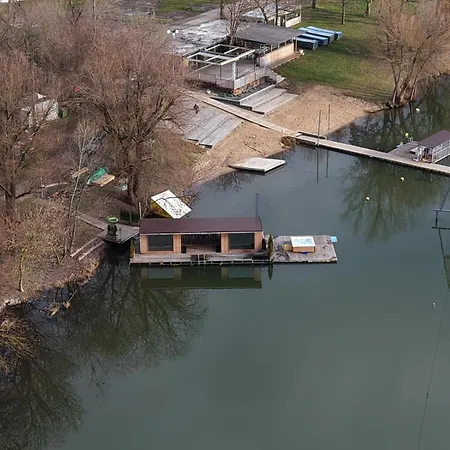 House Boat S Výhledem Na Wake Port * Brandýs nad Labem-Stará Boleslav