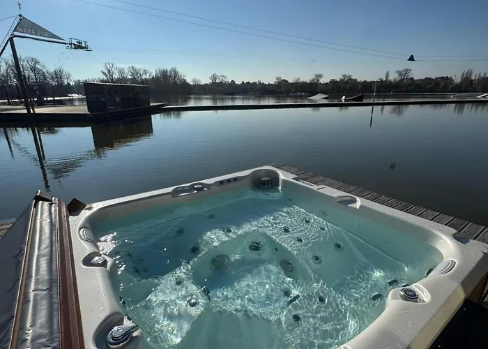 House Boat S Výhledem Na Wake Port Brandýs nad Labem-Stará Boleslav