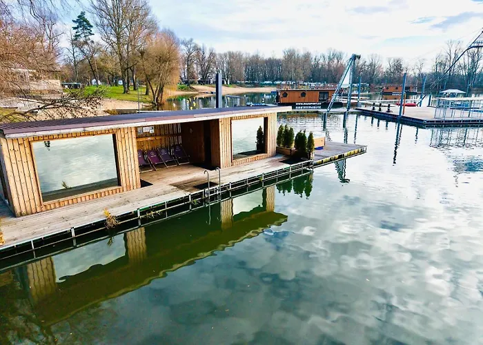 House Boat S Výhledem Na Wake Port Brandýs nad Labem-Stará Boleslav